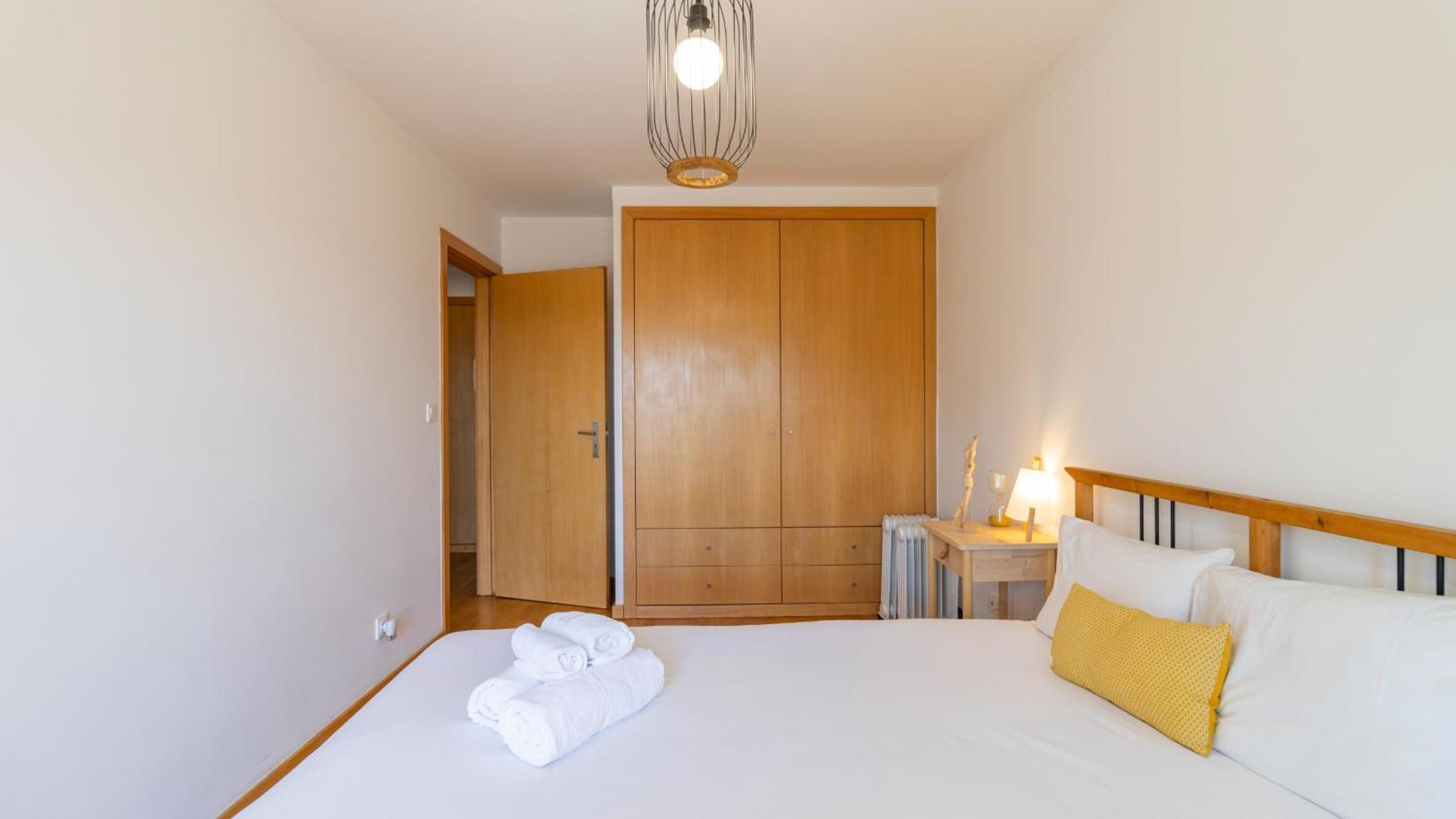 Cozy Downtown By Unique Hosts *